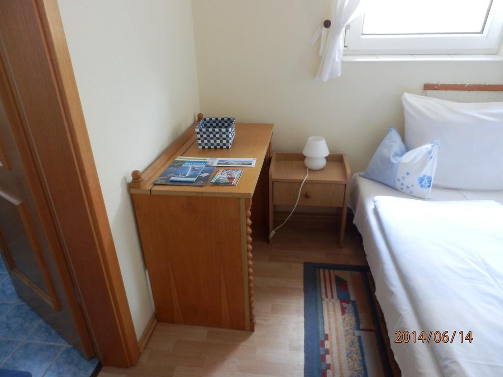 Zsuzsanna Haz Hotel Hévíz Kamer foto